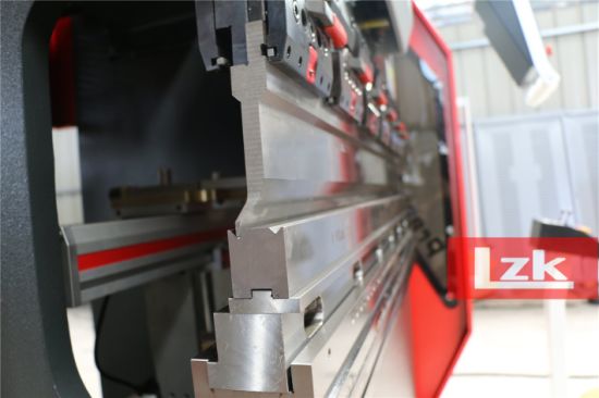 "Mini máquina dobladora de chapa CNC de 30 toneladas hidráulica"