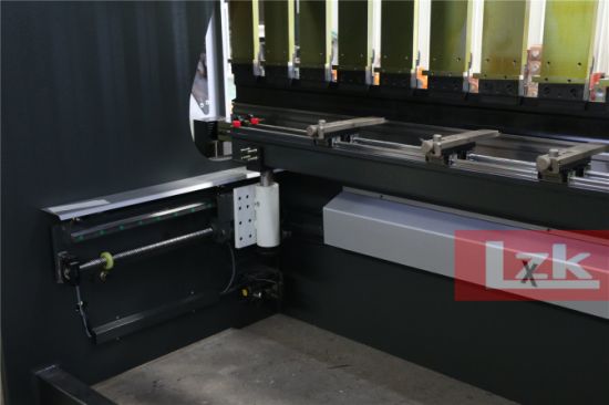 Máquina dobladora / plegadora de fregadero de agua CNC de 3 mm x 3200 mm